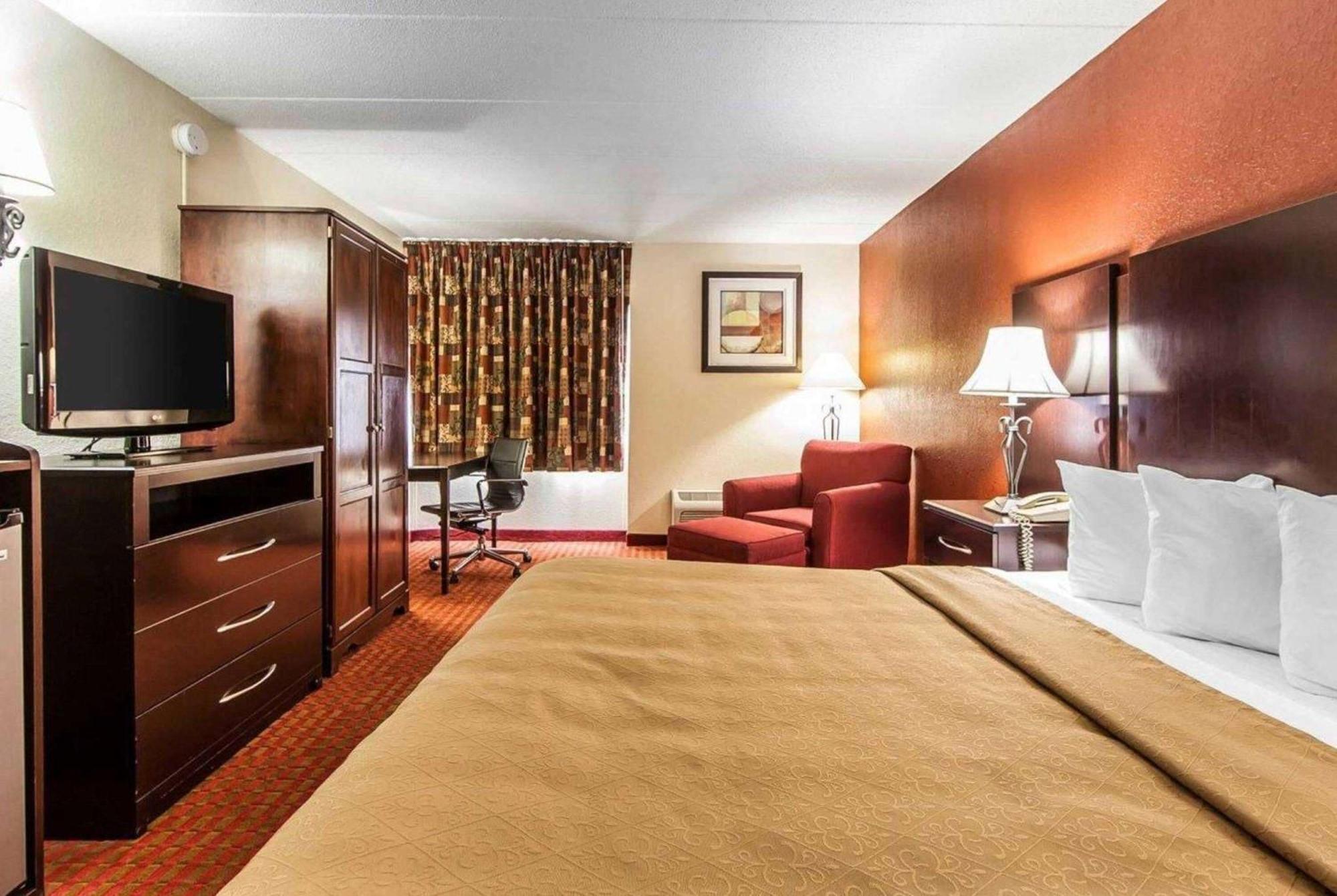 Wingate By Wyndham Marietta Conference Center Ohio Hotel Exterior foto